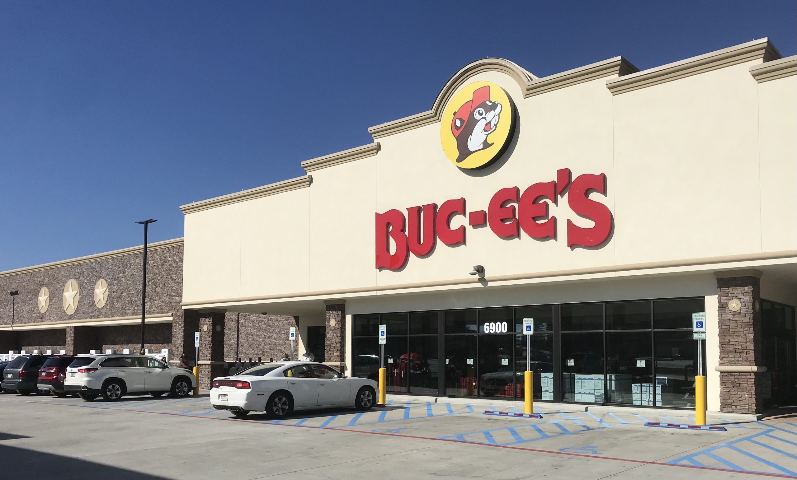 What’s the big deal with Buc-ee’s? I flew 545 miles to answer that question