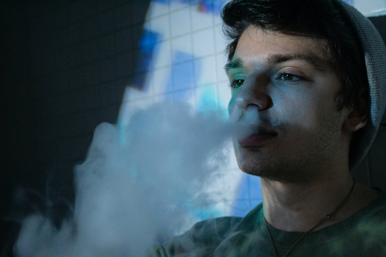 Number of vaping teens falls, but prevention efforts won't stop