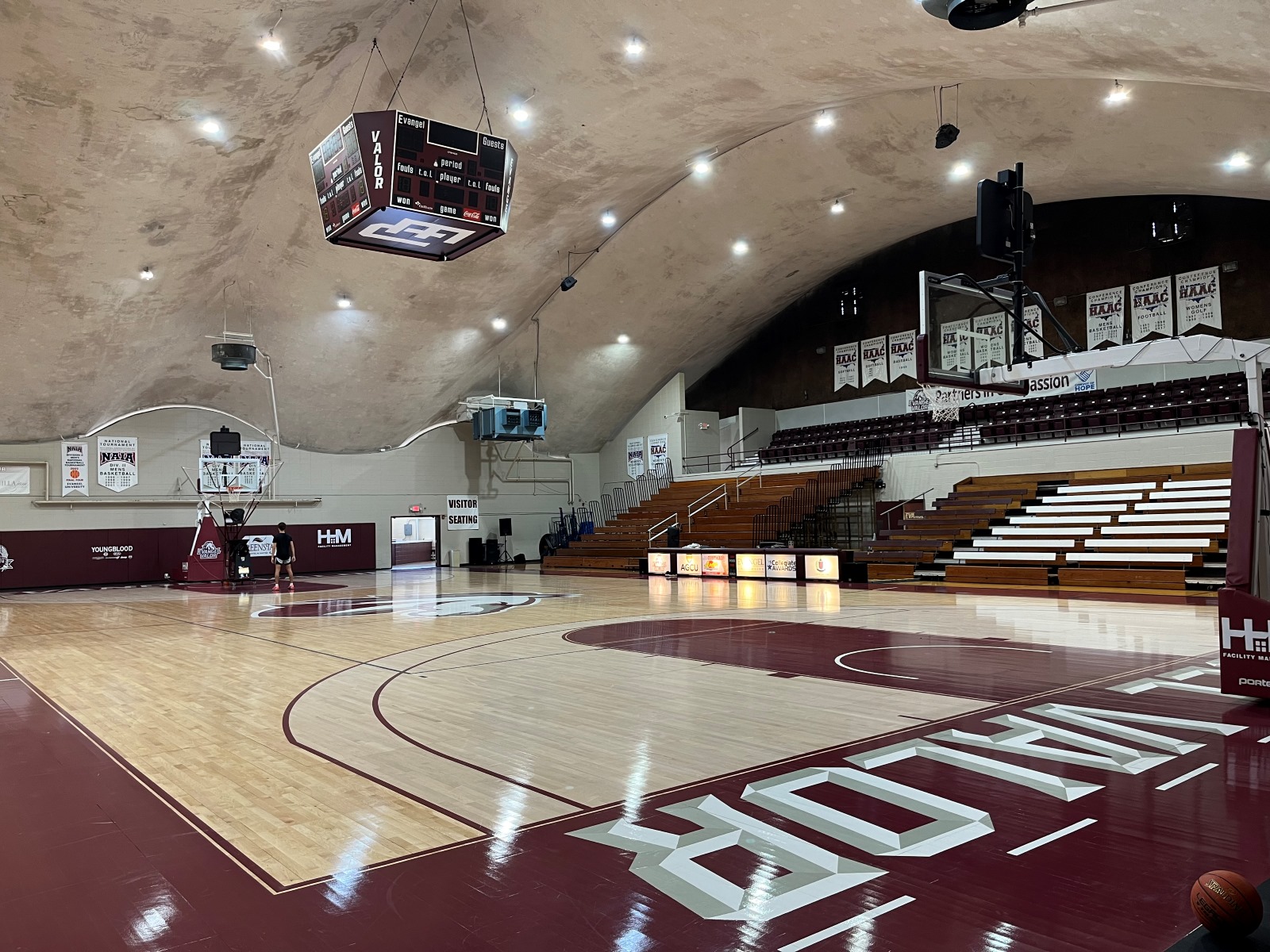 Interior photo of the Ashcroft Center, the basketball arena at Evangel University in Springfield, Missouri. (Photo by Lyndal Scranton)