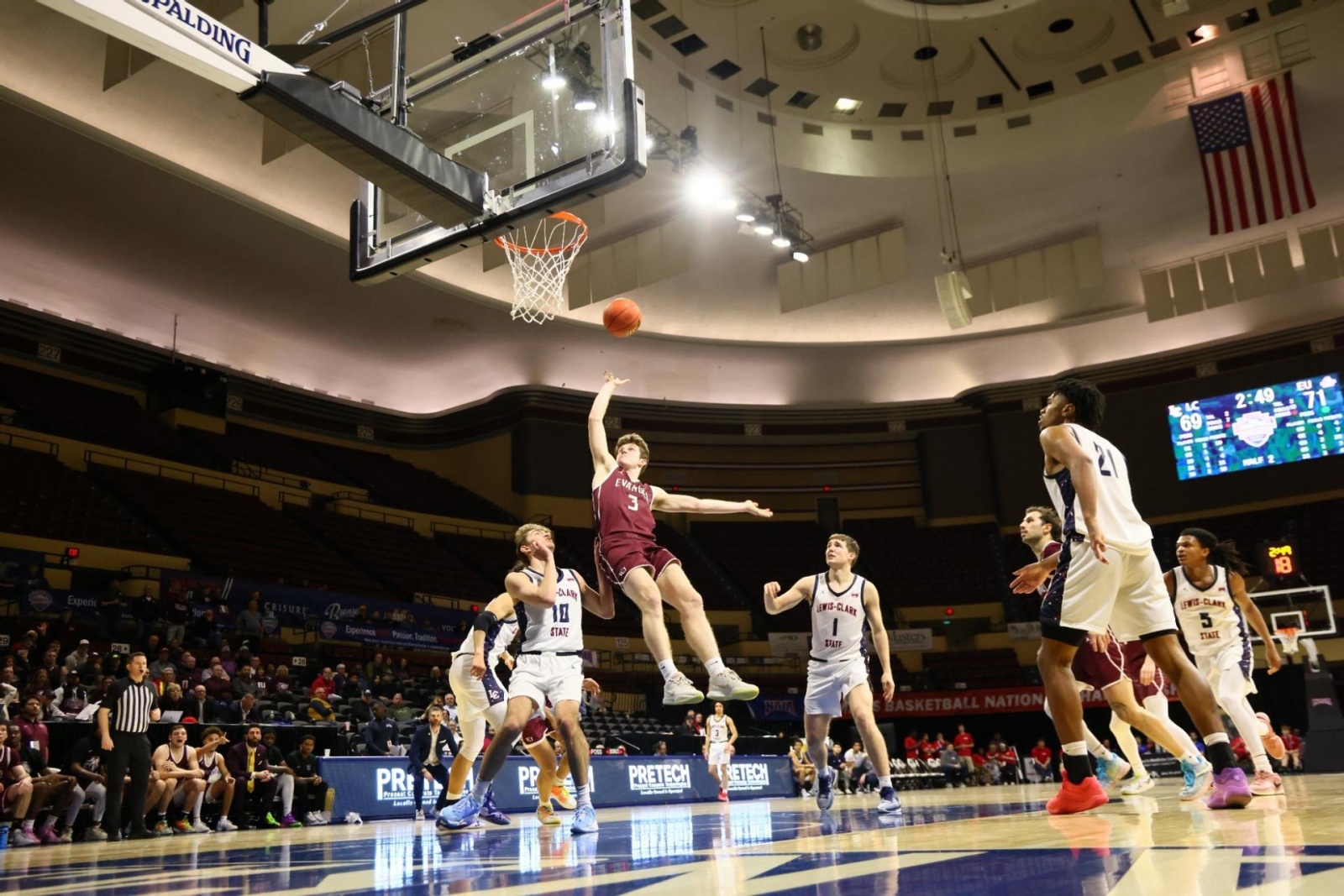 Garrett Davault goes up for two of his team-leading 22 points in Evangel’s NAIA National Tournament victory over Lewis-Clark at Municipal Auditorium in Kansas City. Evangel prevailed 77-74. (Photo by Evangel University Athletics)